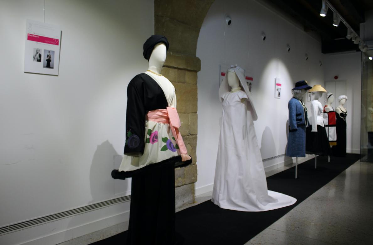 icone exposición jantziaren zentroa