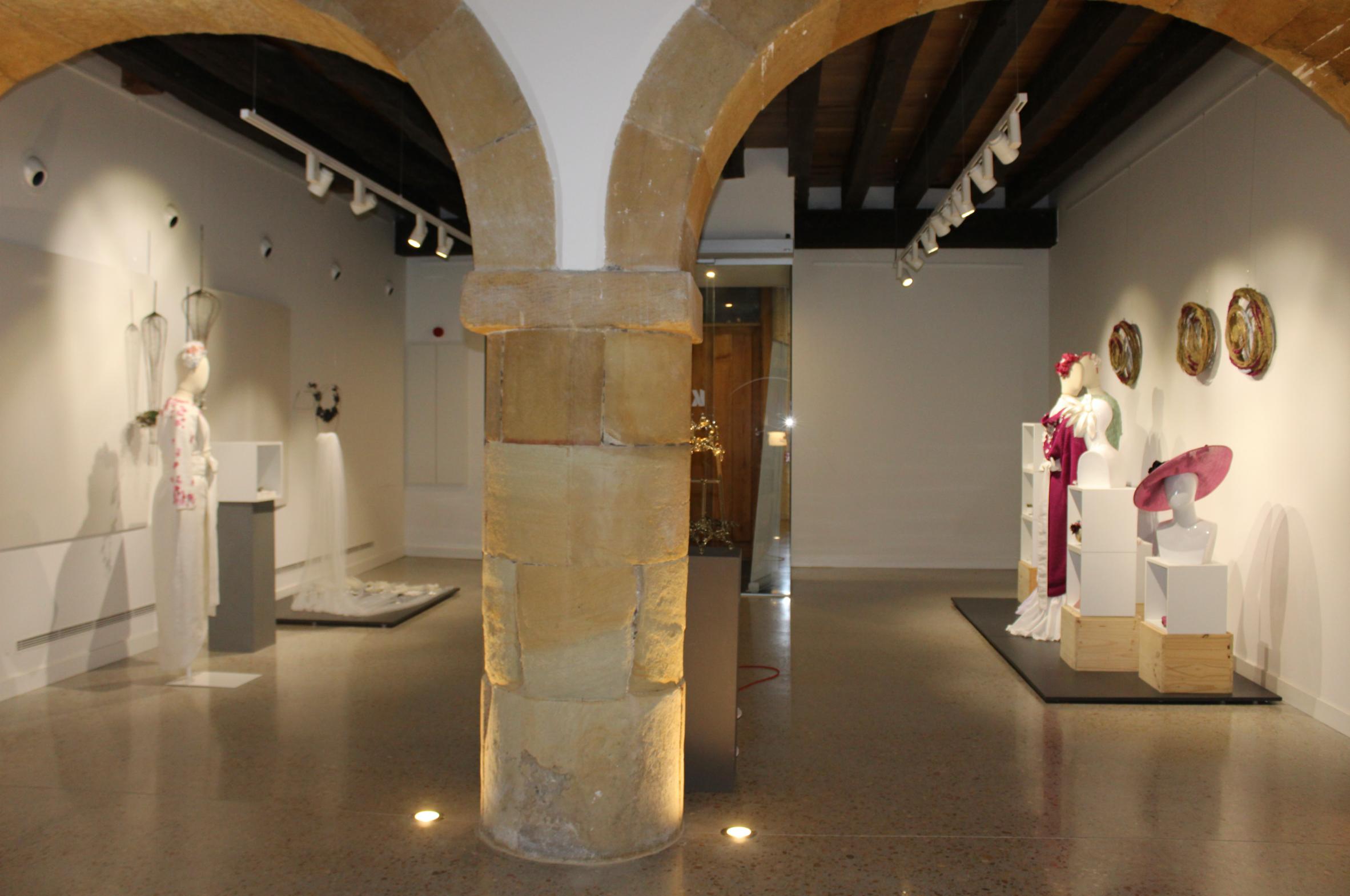 habian jantziaren zentroa exposicion