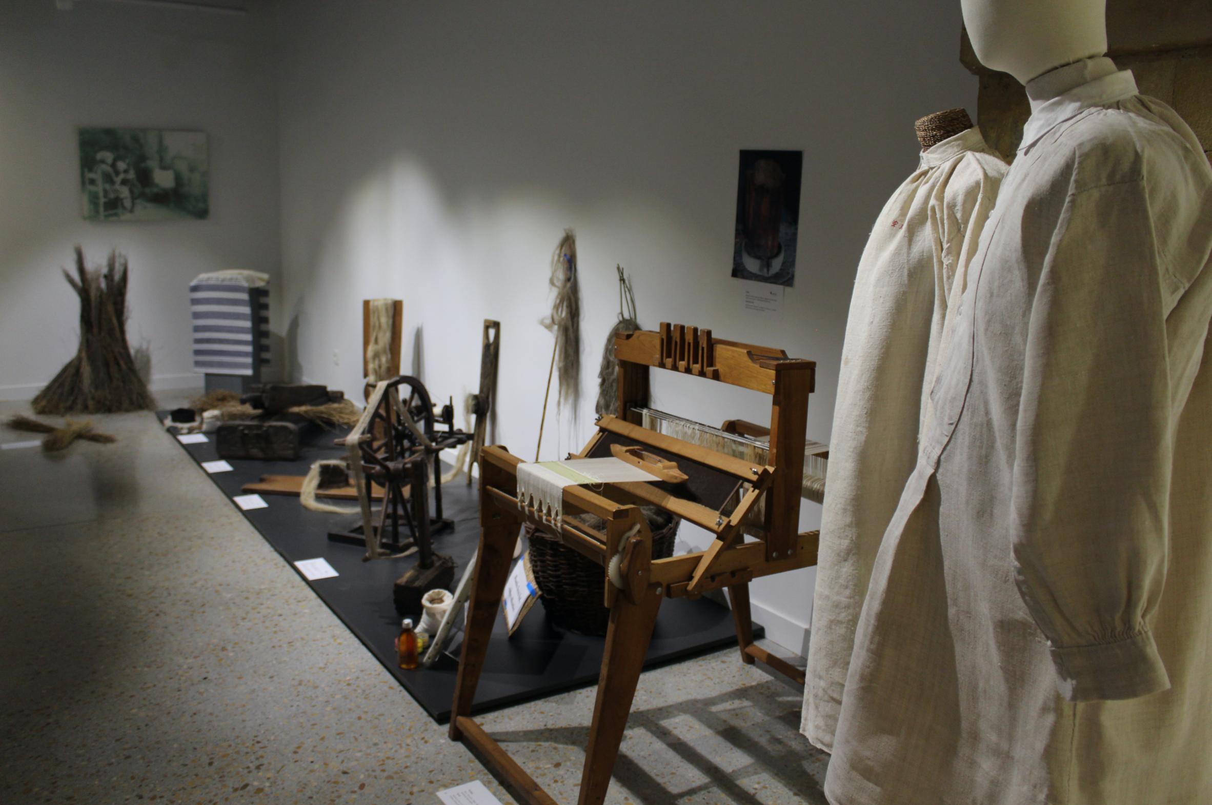 exposicion recuperando el lino jantziaren zentroa