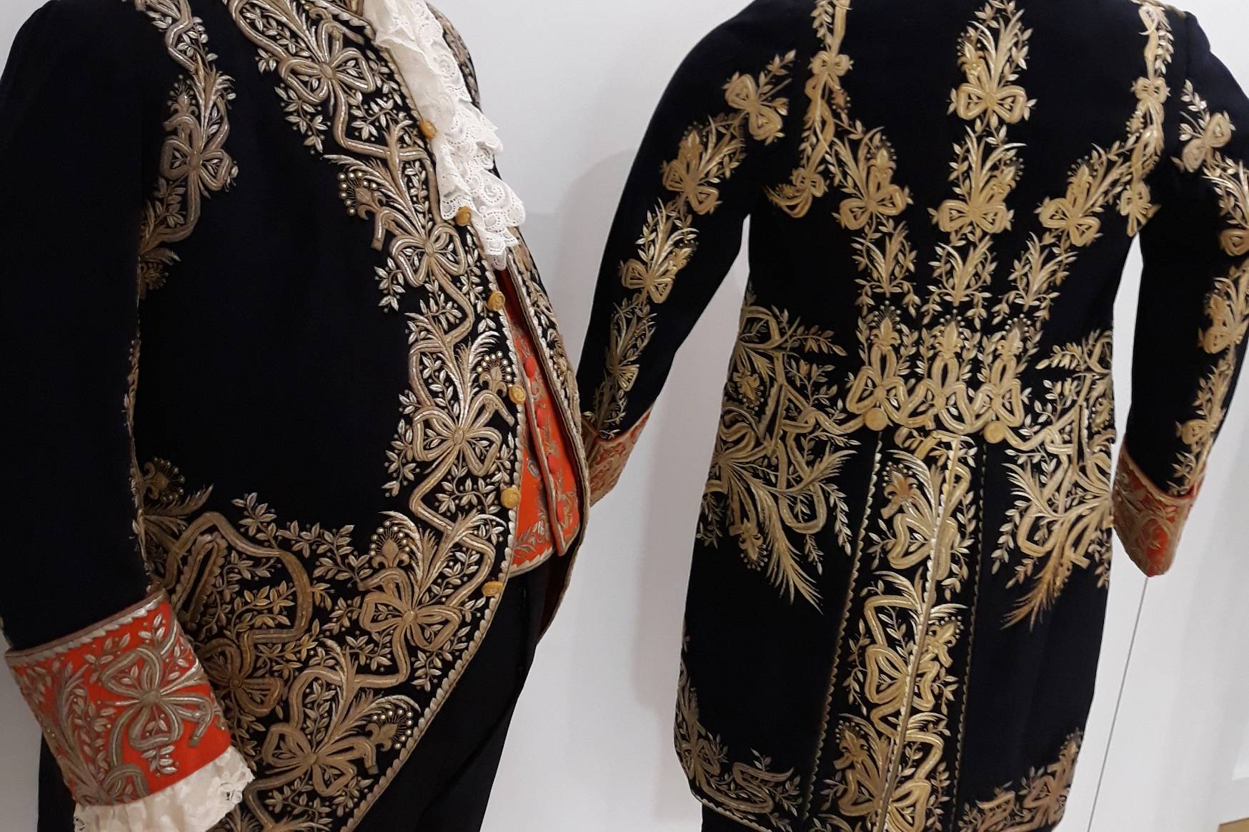 Jantziaren zentroa erakusketa iraunkorra