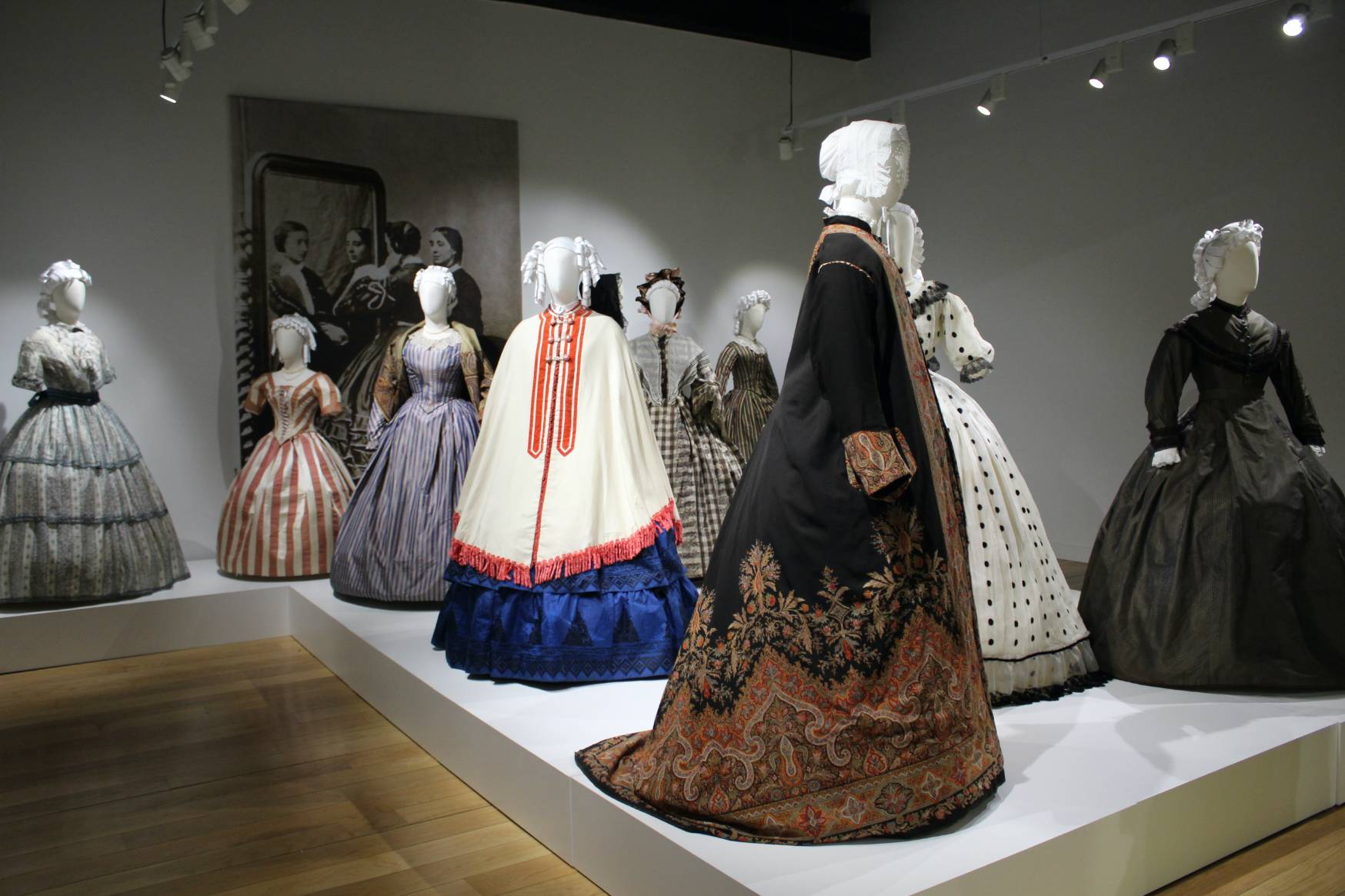 Jantziaren zentroa exposicion permanente