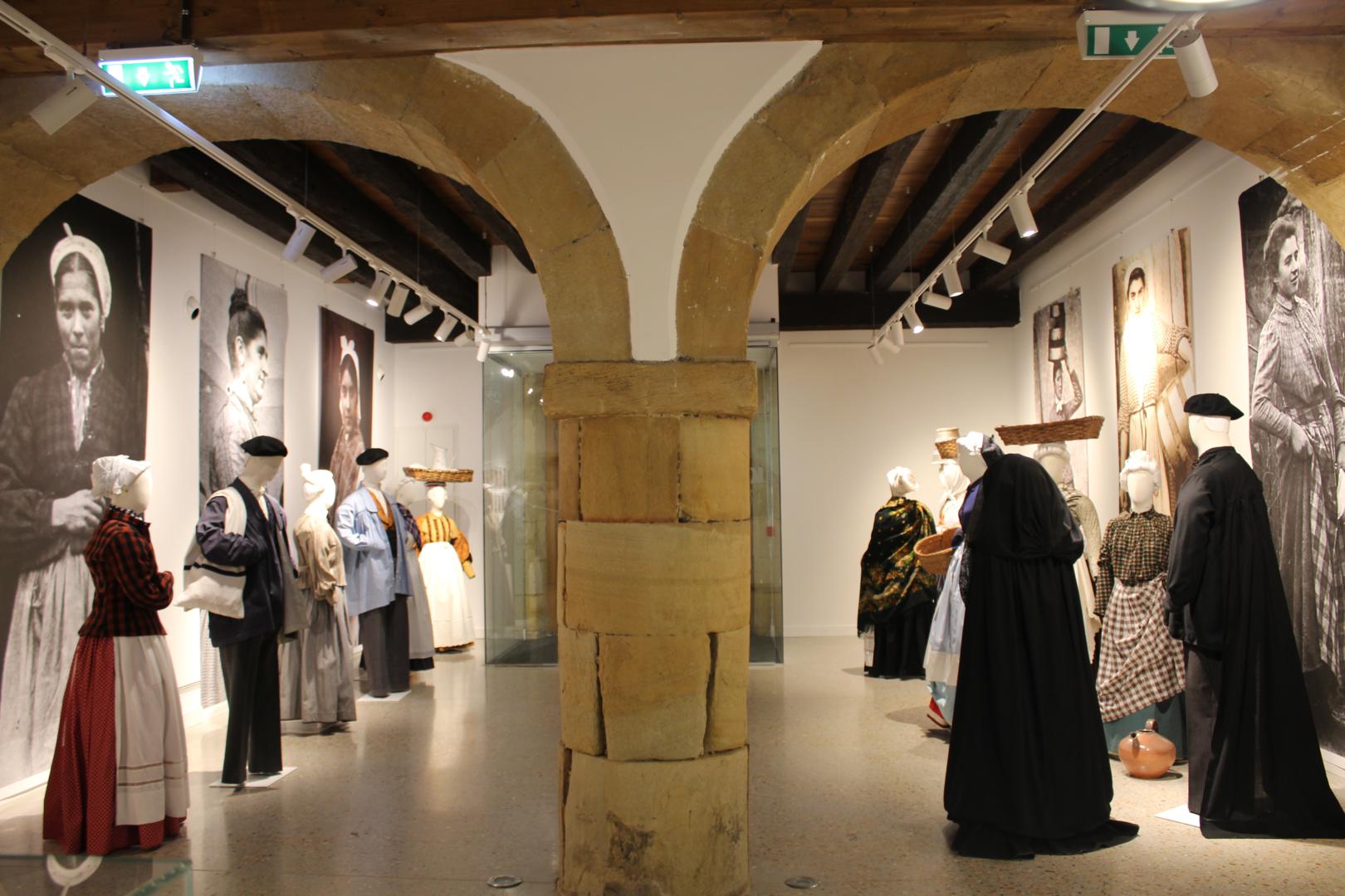 Iñudeak jantziak donostia jantziaren zentroa