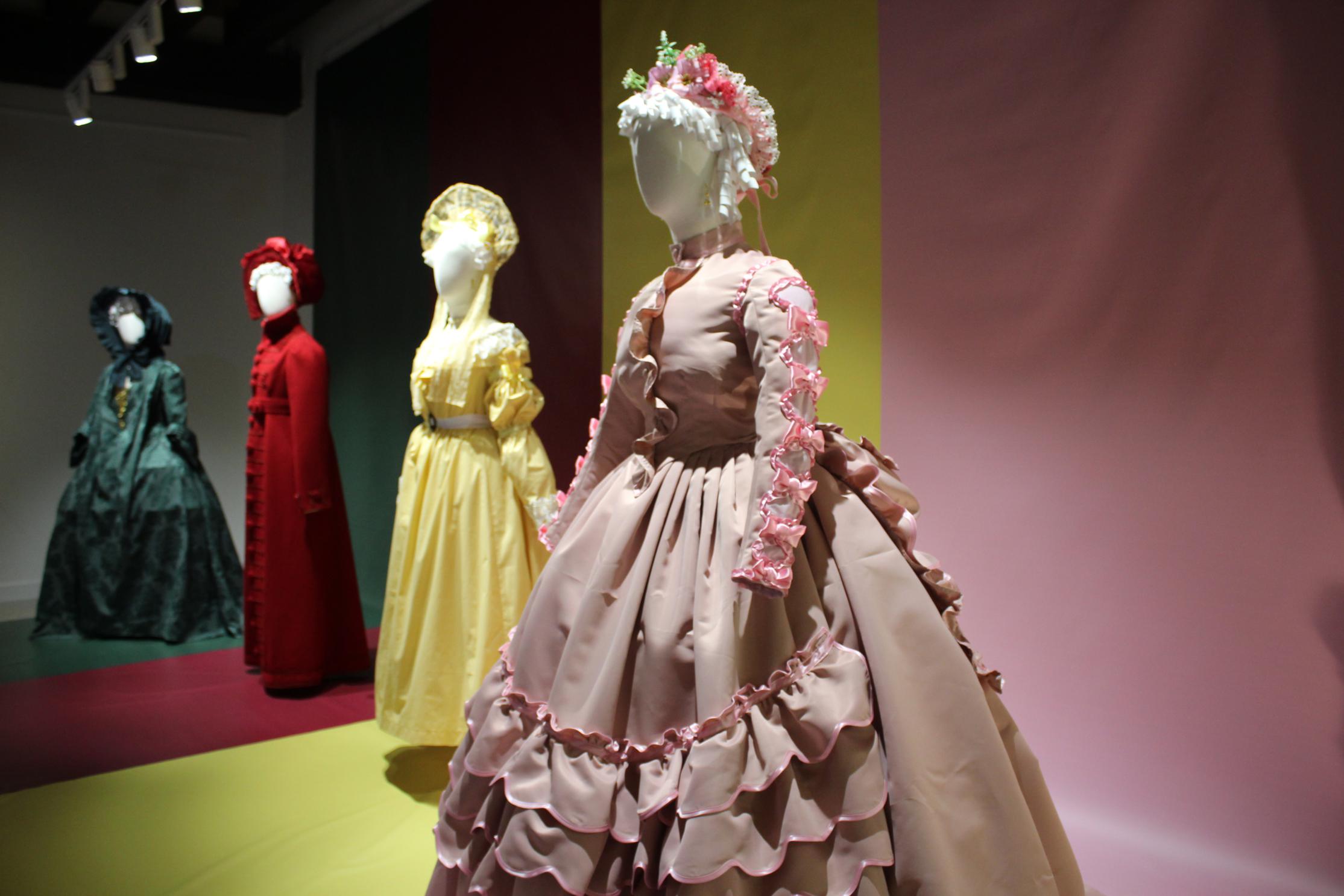 nodrizas trajes antiguos exposicion Jantziaren Zentroa