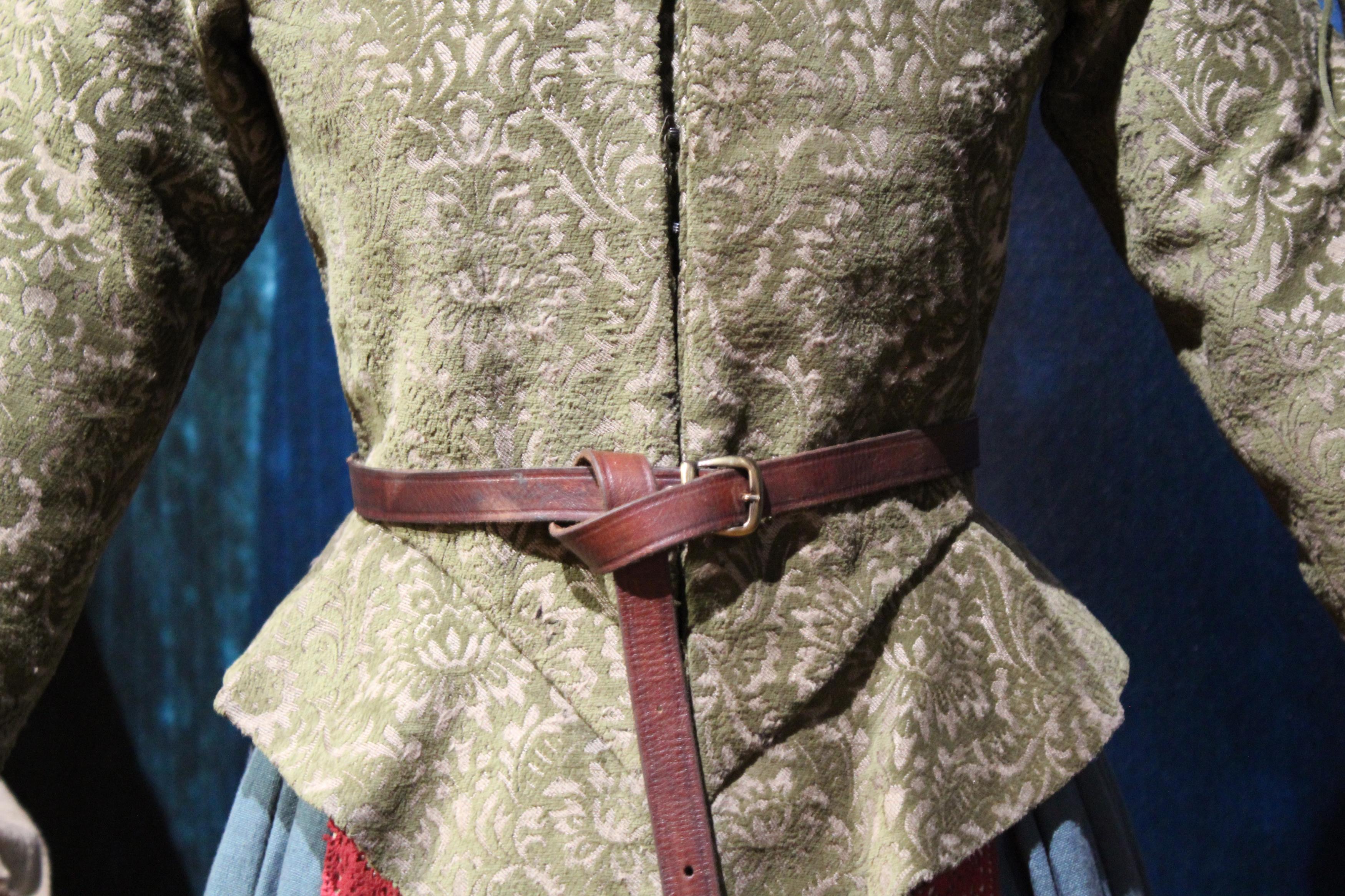 nodrizas trajes antiguos exposicion Jantziaren Zentroa